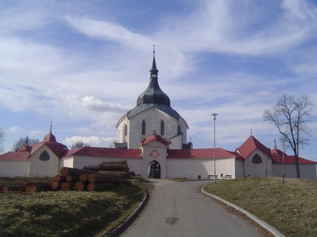 021 Kostel sv. Jana Nepomuckého na Zelené hoře, březen 2007